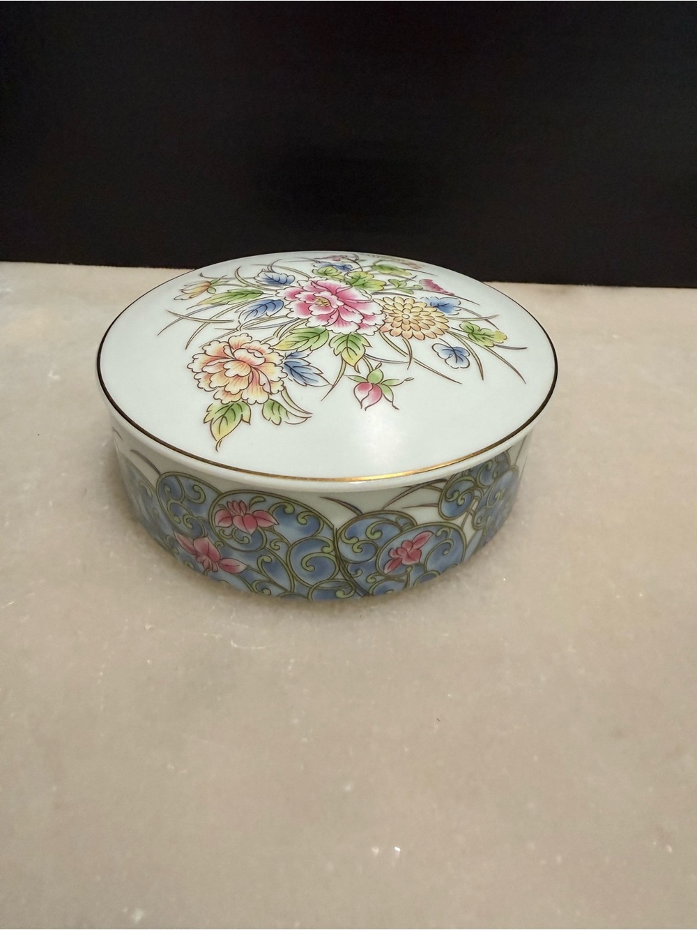 Vintage LAUDEL Japan Porcelain Round Trinket Box with Lid Floral Elegant